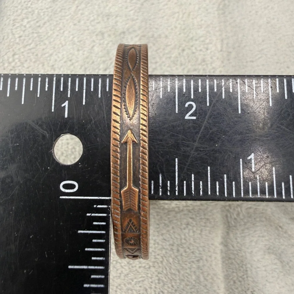 Vintage Solid Copper Cuff Bracelet Arrow Southwestern‎ 6.5